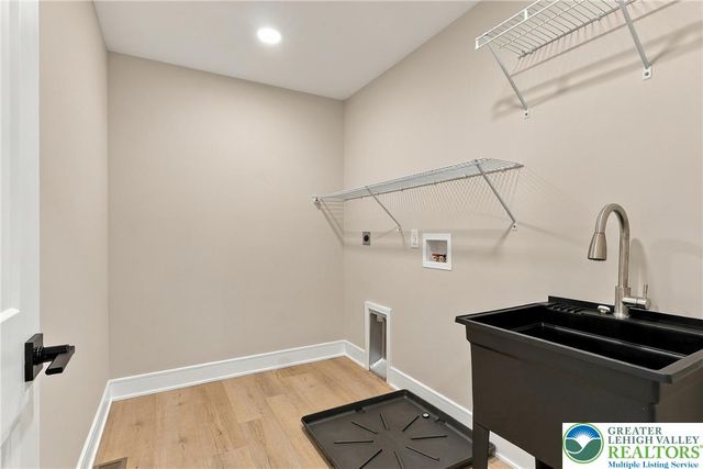 824 Hunter Street, North Catasauqua Bor, PA 18032