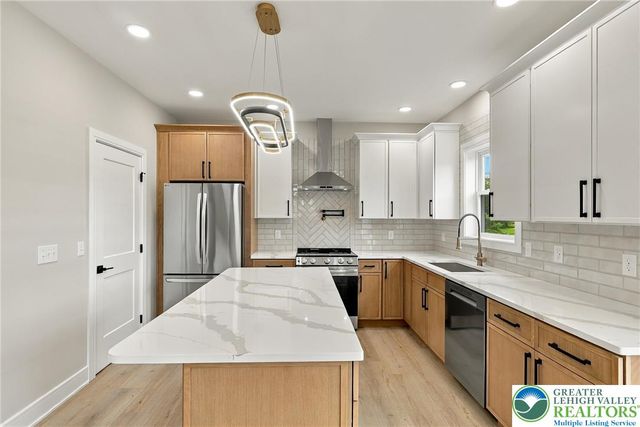 824 Hunter Street, North Catasauqua Bor, PA 18032