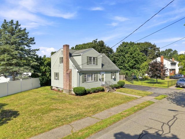 125 Whitehall St, Dedham, MA 02026
