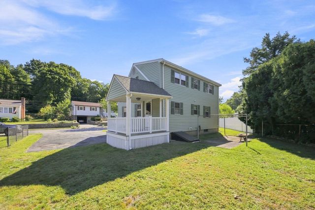 125 Whitehall St, Dedham, MA 02026