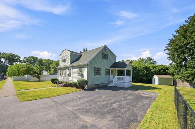 125 Whitehall St, Dedham, MA 02026