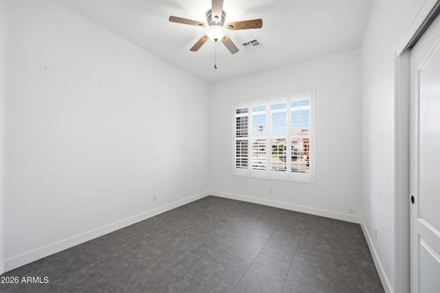 221 E APPALOOSA Court, Gilbert, AZ 85296