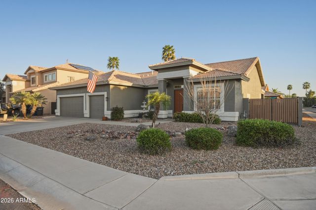 221 E APPALOOSA Court, Gilbert, AZ 85296