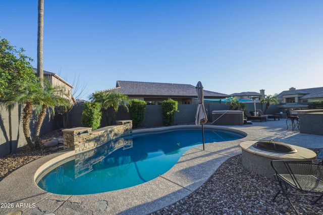 221 E APPALOOSA Court, Gilbert, AZ 85296