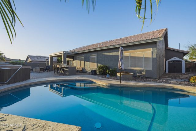 221 E APPALOOSA Court, Gilbert, AZ 85296