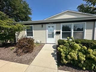 7523 Bristol Lane A, Hanover Park, IL 60133