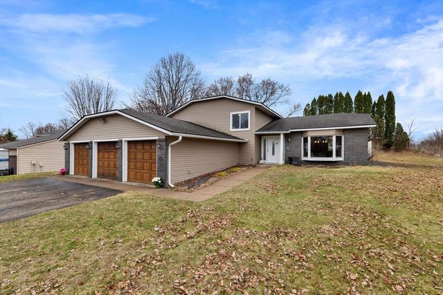 8196 Custers Trail, Inver Grove Heights, MN 55076