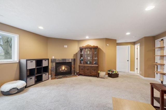 8196 Custers Trail, Inver Grove Heights, MN 55076