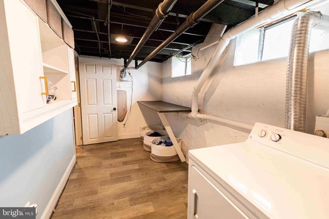 235 N KING ST, Denver, PA 17517