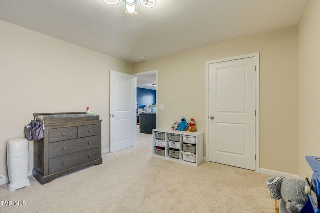 2330 Evarts Hill Drive, Kingsport, TN 37664