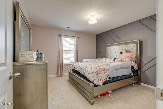 2330 Evarts Hill Drive, Kingsport, TN 37664