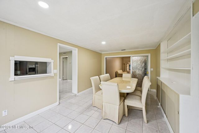 6332 BADNUR Drive, Jacksonville, FL 32210