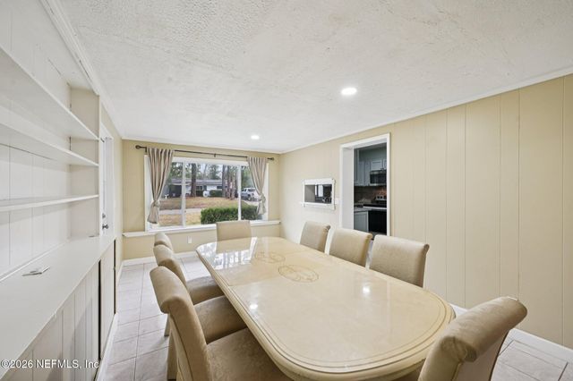 6332 BADNUR Drive, Jacksonville, FL 32210