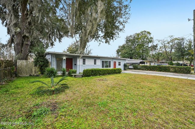 6332 BADNUR Drive, Jacksonville, FL 32210