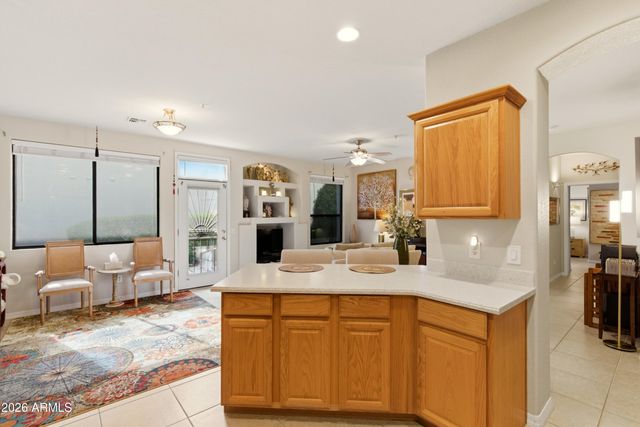 13606 N CAMBRIA Drive 105, Fountain Hills, AZ 85268