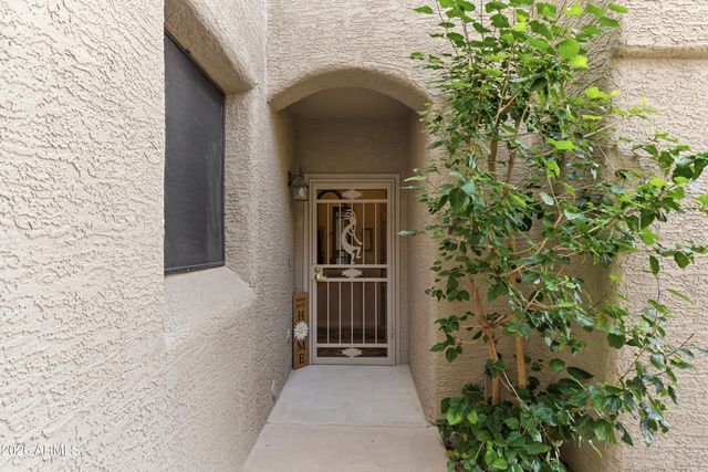 13606 N CAMBRIA Drive 105, Fountain Hills, AZ 85268