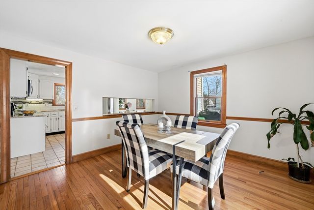 9 Balfour St, Lexington, MA 02421