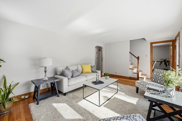 9 Balfour St, Lexington, MA 02421