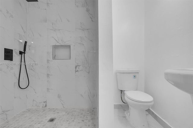 6295 SW 29th St 1, Miami, FL 33155