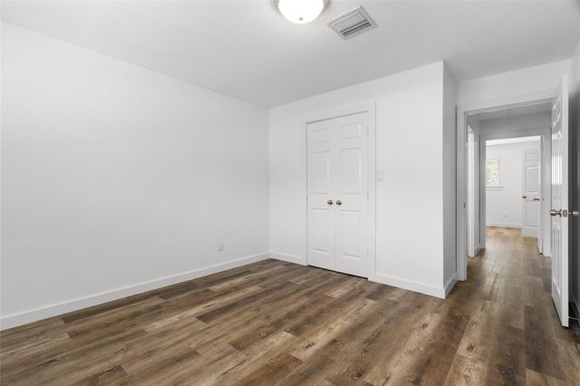 118 Waterwood Drive, Huffman, TX 77336