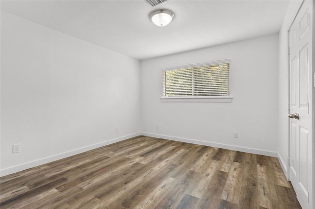 118 Waterwood Drive, Huffman, TX 77336