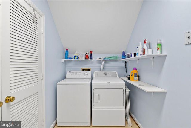 2071 VAN TUYL PL, Falls Church, VA 22043