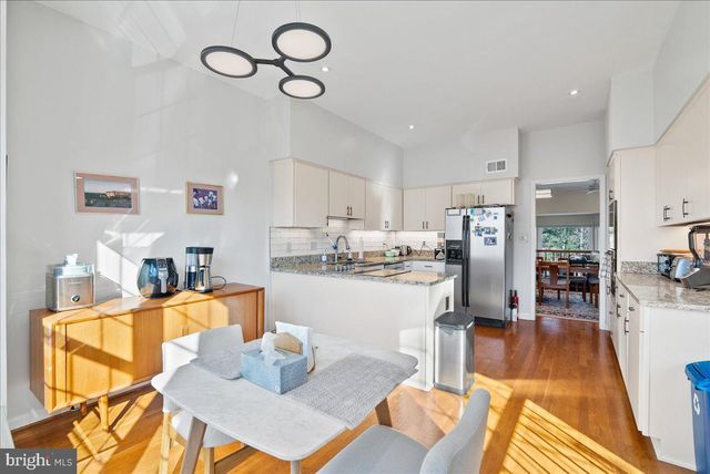 2071 VAN TUYL PL, Falls Church, VA 22043