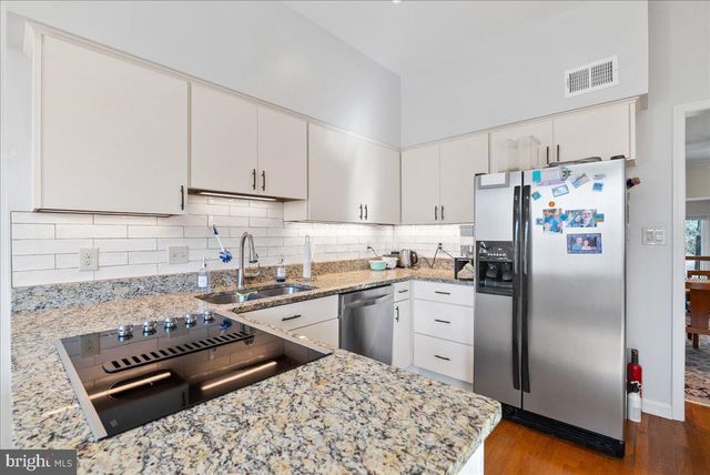 2071 VAN TUYL PL, Falls Church, VA 22043