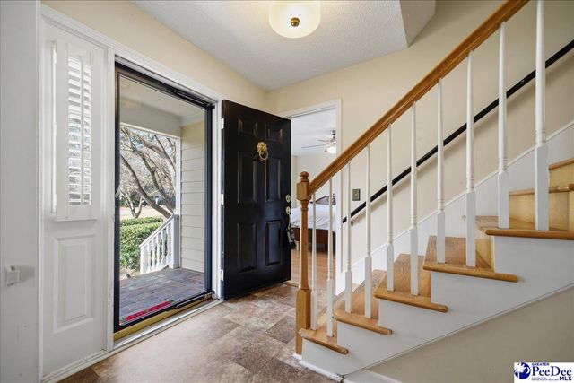 1209 Forest Dr, Hartsville, SC 29550