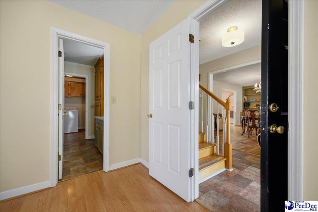 1209 Forest Dr, Hartsville, SC 29550