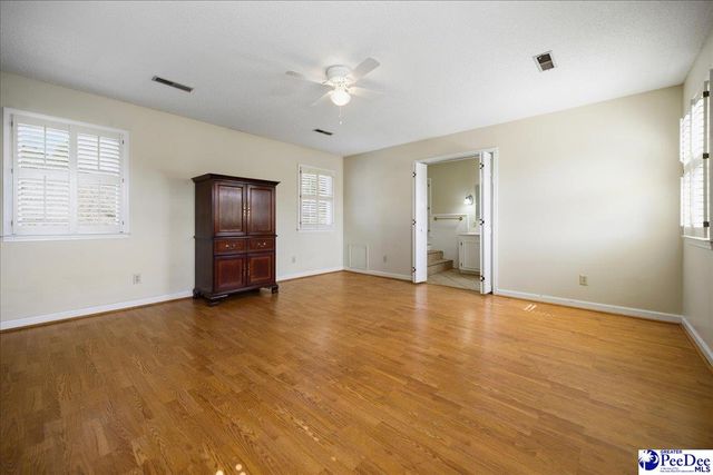 1209 Forest Dr, Hartsville, SC 29550