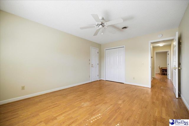 1209 Forest Dr, Hartsville, SC 29550
