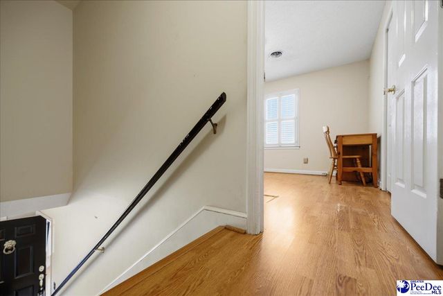 1209 Forest Dr, Hartsville, SC 29550