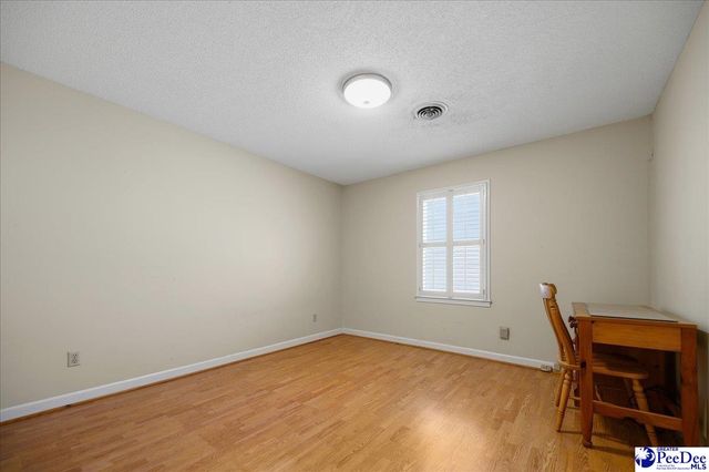 1209 Forest Dr, Hartsville, SC 29550