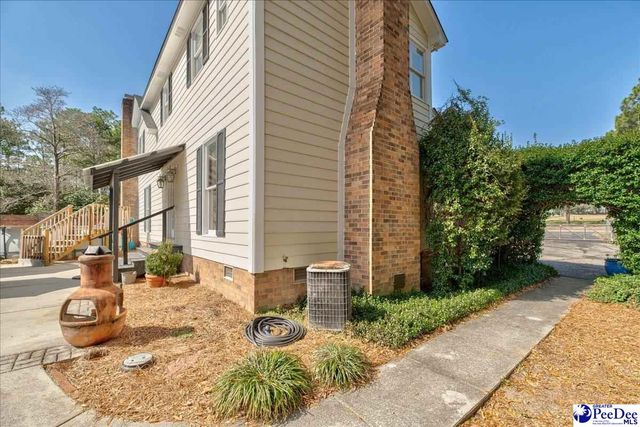 1209 Forest Dr, Hartsville, SC 29550