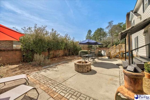 1209 Forest Dr, Hartsville, SC 29550