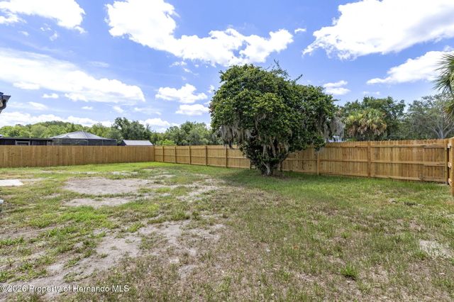 12036 Country Cove Avenue, Hudson, FL 34669
