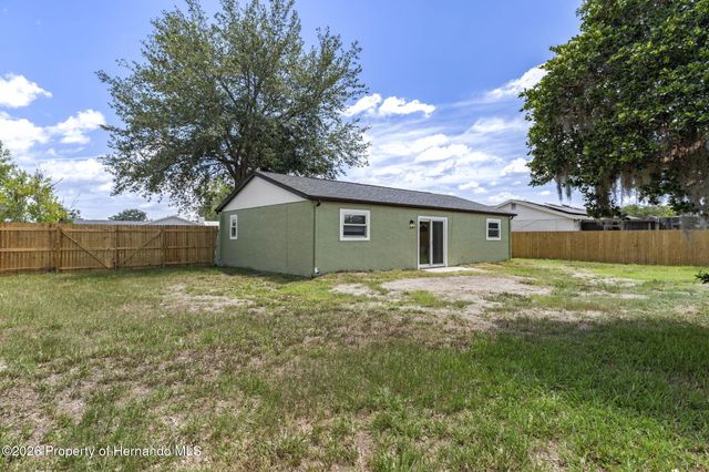 12036 Country Cove Avenue, Hudson, FL 34669