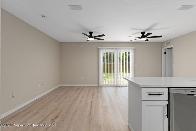 12036 Country Cove Avenue, Hudson, FL 34669
