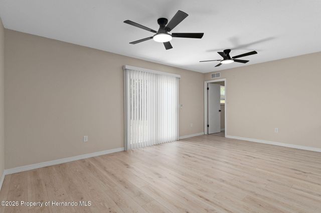 12036 Country Cove Avenue, Hudson, FL 34669