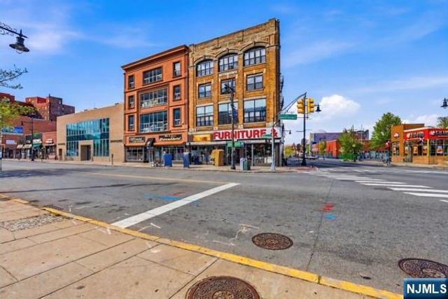 231 Market Street, Paterson, NJ 07505