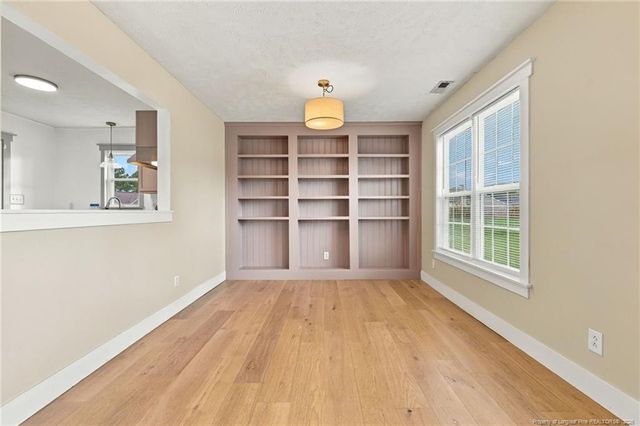 146 Cavalier Drive, Raeford, NC 28376