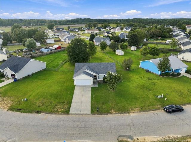 146 Cavalier Drive, Raeford, NC 28376
