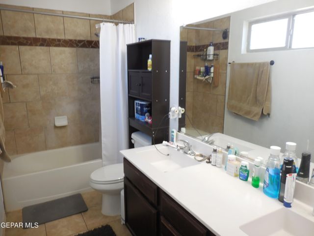 7045 EAGLE NEST Court, El Paso, TX 79934
