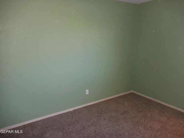 7045 EAGLE NEST Court, El Paso, TX 79934