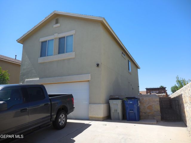 7045 EAGLE NEST Court, El Paso, TX 79934