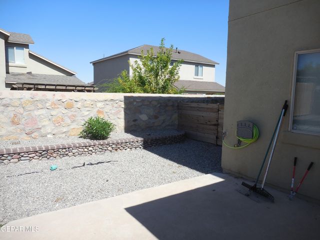 7045 EAGLE NEST Court, El Paso, TX 79934