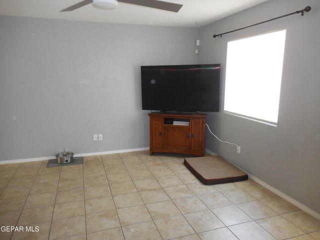 7045 EAGLE NEST Court, El Paso, TX 79934