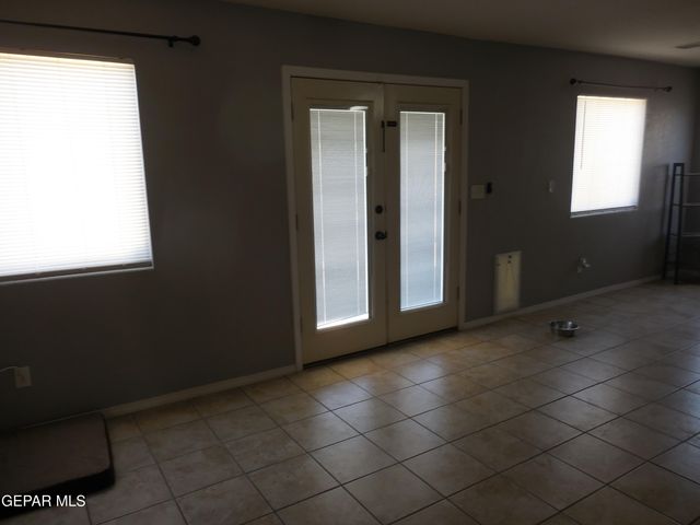 7045 EAGLE NEST Court, El Paso, TX 79934