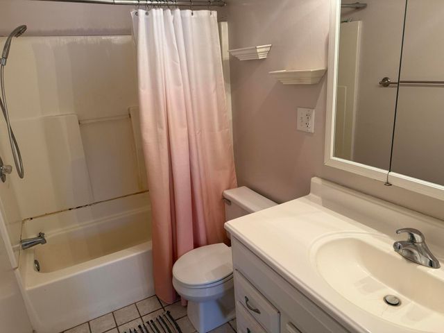 409 Weeks Avenue, Battle Creek City, MI 49015